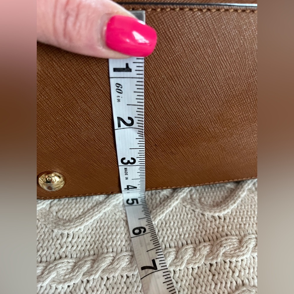 Michael Kors Brown Leather Shoulder Bag Like New - Picture 8 of 13